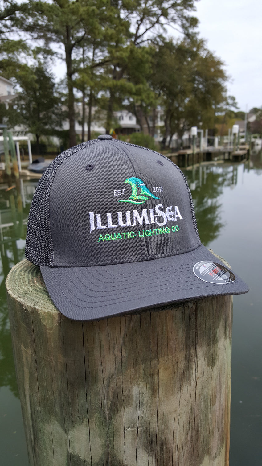 IllumiSea Hat